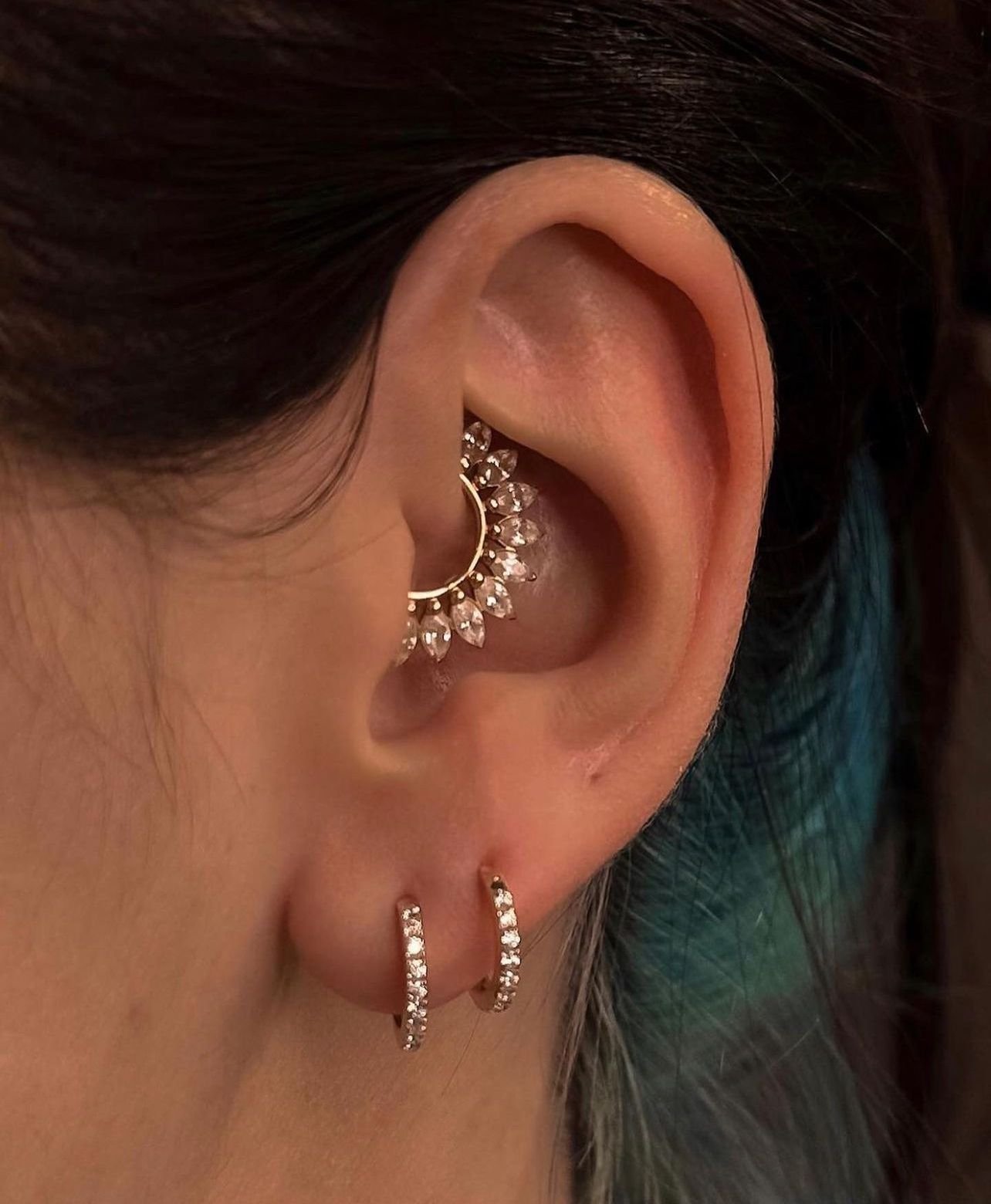 ear lobe piercing